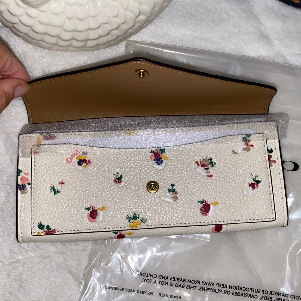 COACH WYN SOFT PEBBLE LEATHER WALLET WITH PAINT DAB FLORAL PRINT